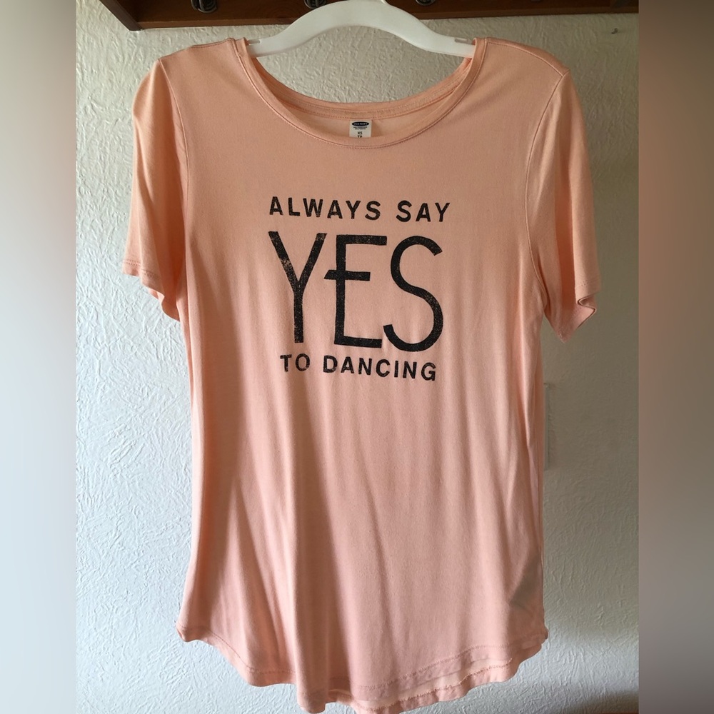 Old Navy EUC Peach/ballerina pink T-Shirt size XS